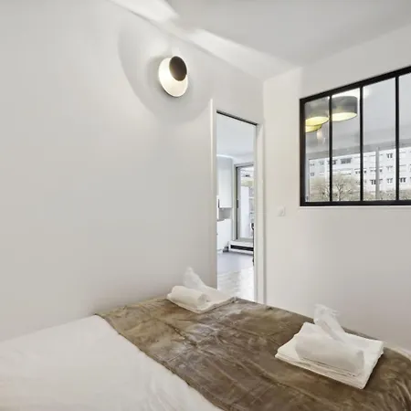 520 Patsy - Superbe A * Parigi