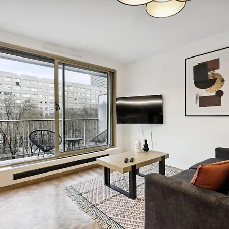 520 Patsy - Superbe A Parigi